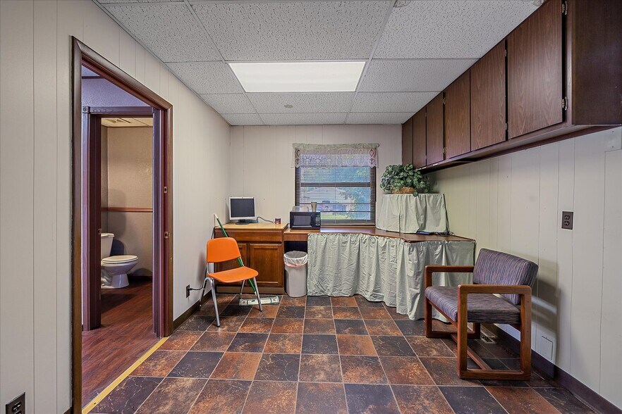 More Photos Of 40 S 6th Ave, Brighton Medical For Sale