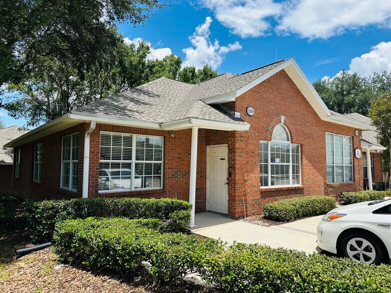 Primary Photo Of 6817 Southpoint Pky, Jacksonville Unknown For Lease