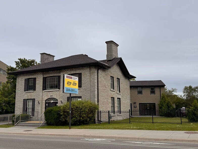 More Photos Of 826 Princess St, Kingston Office For Sale