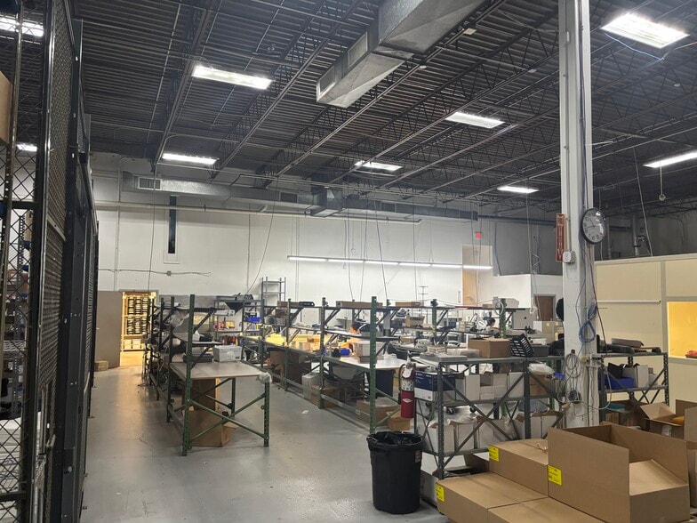 More Photos Of 41 Western Industrial Dr, Cranston Research And Development For Sale