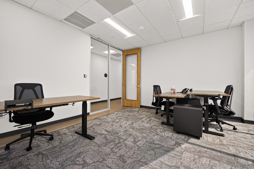 More Photos Of 9800 Richmond Ave, Houston Office For Lease