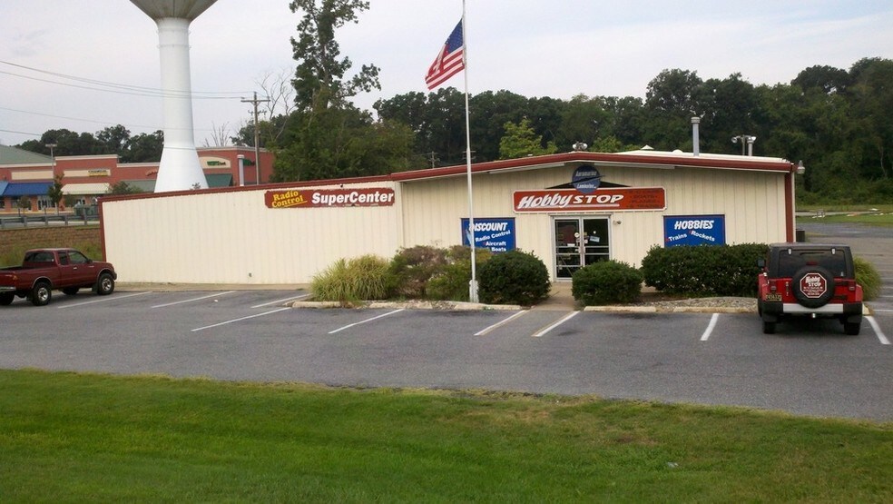More Photos Of 22762 Sussex Hwy, Seaford Freestanding For Sale