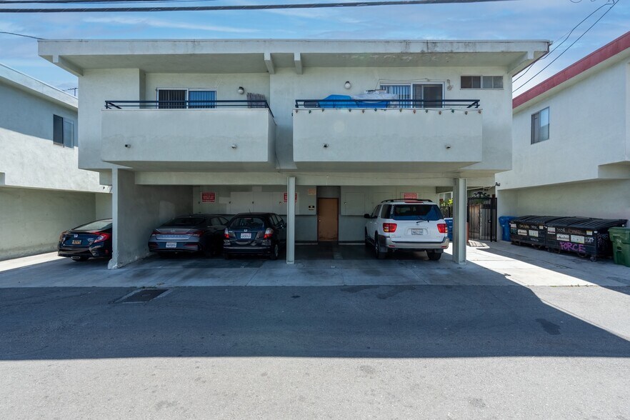 More Photos Of 3344 Mentone Ave, Los Angeles Apartments For Sale