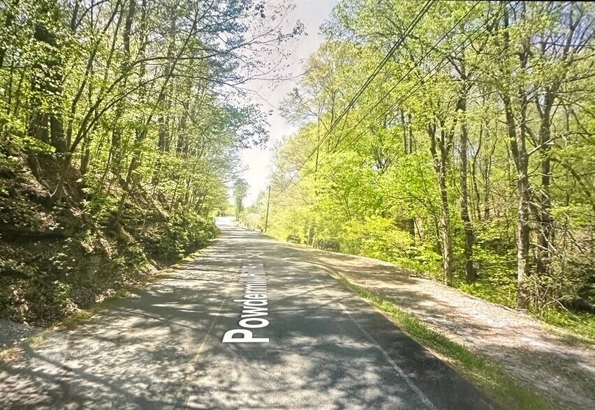 More Photos Of 2024 Powdermill Hill Rd, Lawrenceburg Storefront For Sale