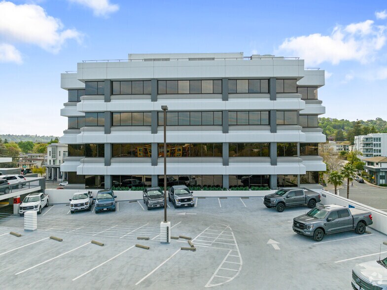 More Photos Of 1676 N California Blvd, Walnut Creek Office For Lease