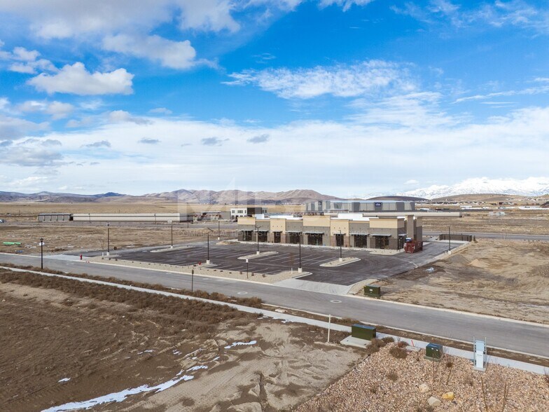 More Photos Of 5390 Beckman ln, Eagle Mountain Freestanding For Lease