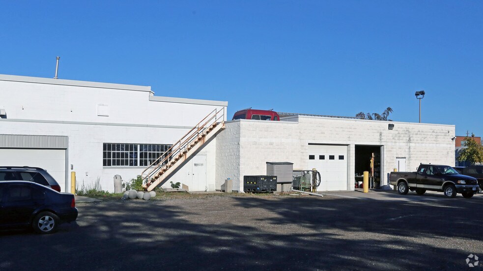 More Photos Of 67 Frid St, Hamilton Flex For Lease