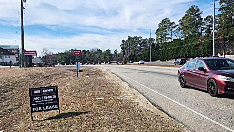 More Photos Of 7117 Raeford Rd, Fayetteville Freestanding For Lease