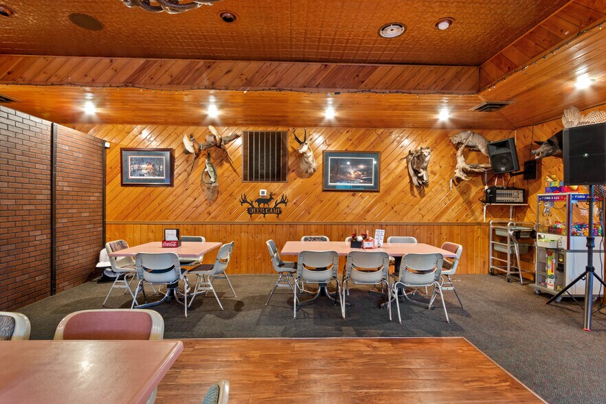 More Photos Of 784 State Highway 73 S, Nekoosa Restaurant For Sale