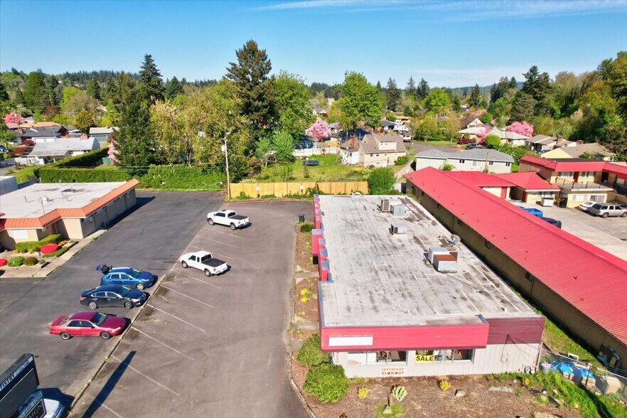 More Photos Of 19230 SE McLoughlin Blvd, Gladstone Medical For Sale