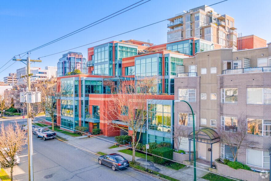 More Photos Of 2433 Spruce St, Vancouver Office For Lease