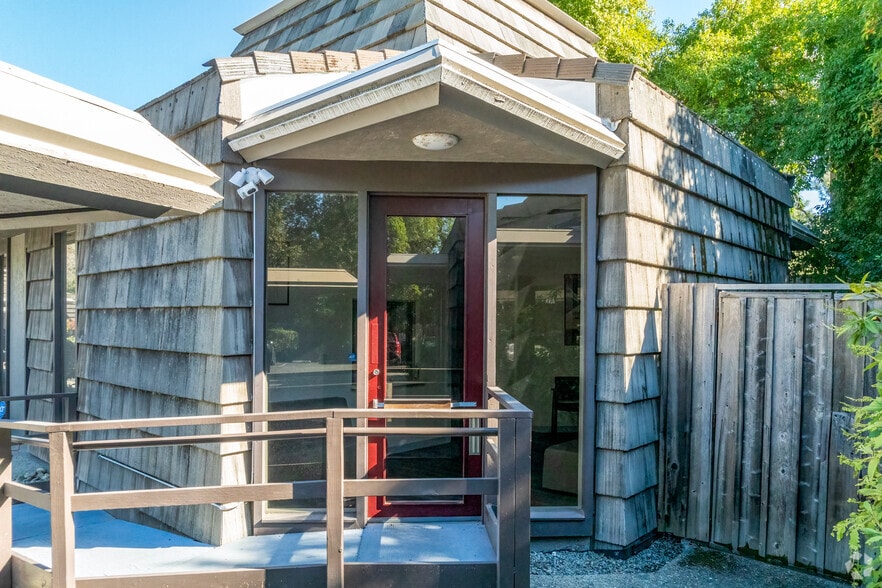 More Photos Of 1816 San Miguel Dr, Walnut Creek Medical For Lease