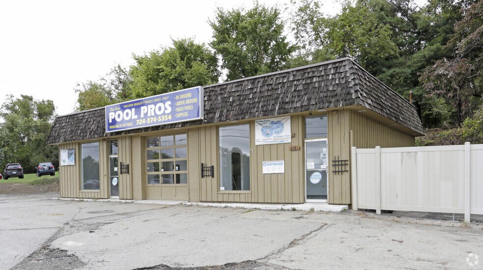More Photos Of 6781 Lincoln Hwy, Jeannette Auto Repair For Lease