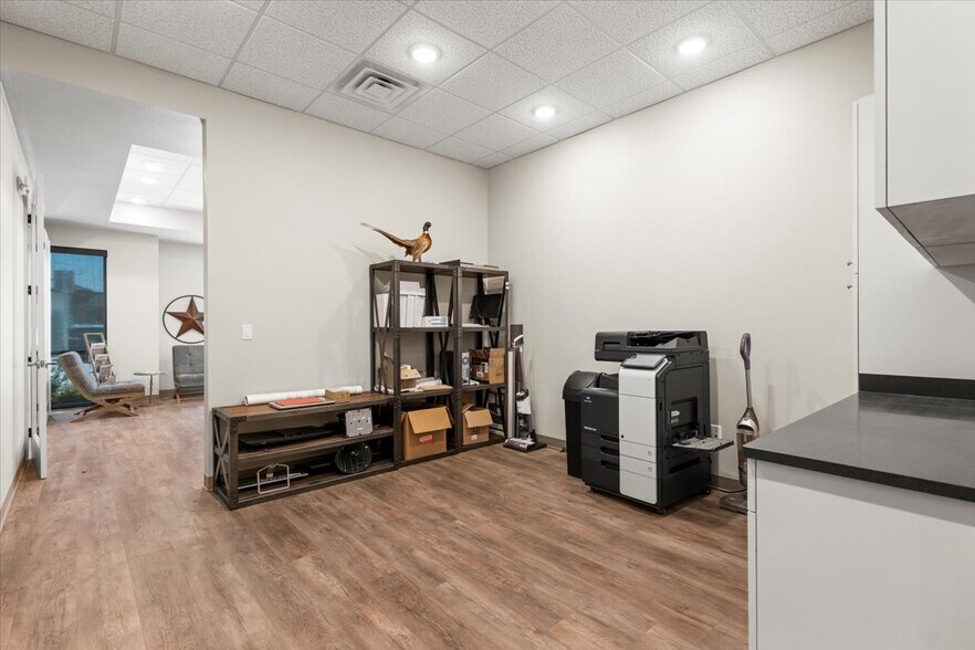 More Photos Of 4869-1 Williams Drive, Georgetown Office For Sale