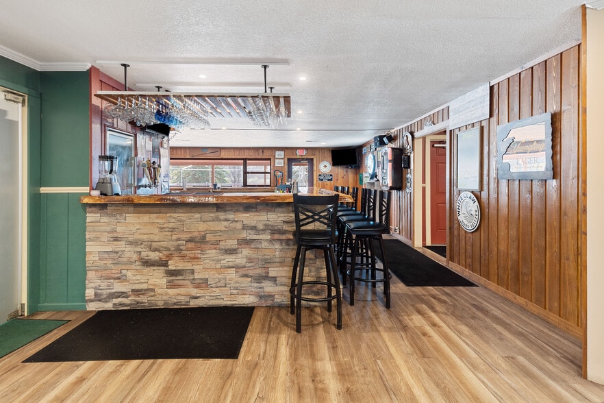 More Photos Of 1445 275 N Rd, Angola Sports And Entertainment For Sale