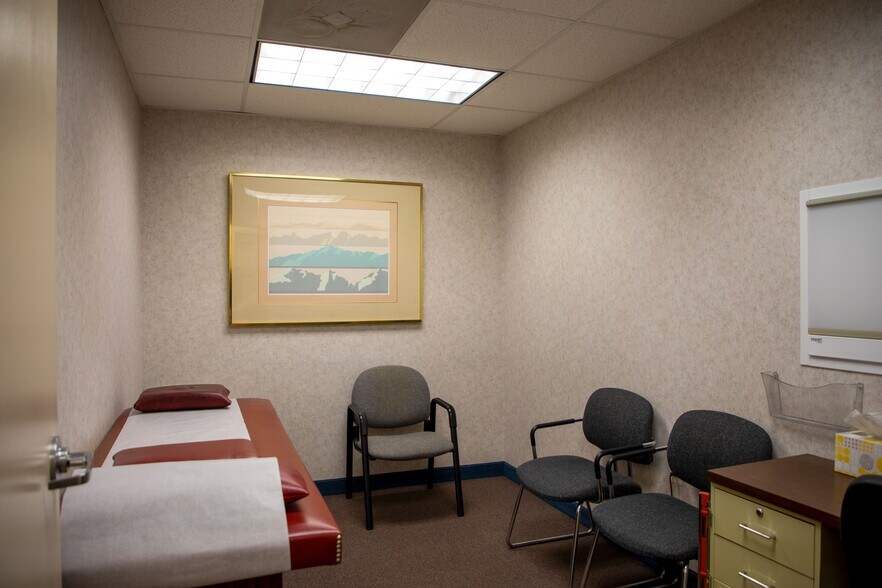 More Photos Of 90 Painters Mill Rd, Owings Mills Medical For Lease