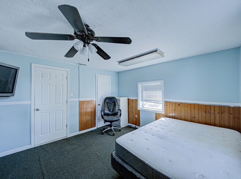 More Photos Of 929 NJ-12 Hwy, Frenchtown Flex For Sale