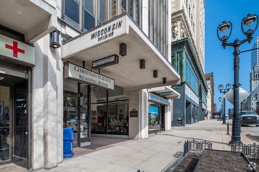 More Photos Of 312 E Wisconsin Ave, Milwaukee Medical For Lease