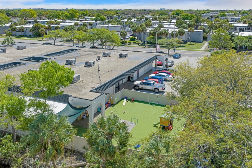 More Photos Of 7345 Jackson Springs Dr, Tampa Office For Sale