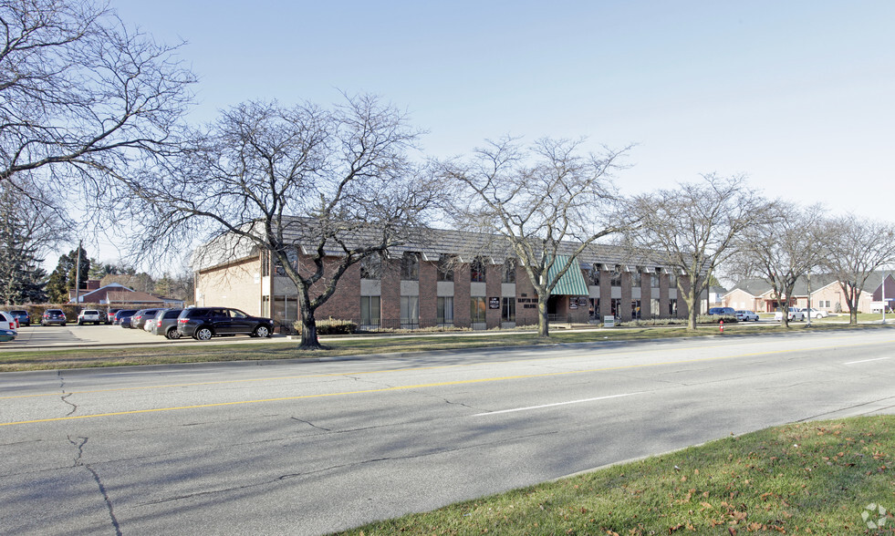 Primary Photo Of 22811 Greater Mack Ave, Saint Clair Shores Medical For Lease