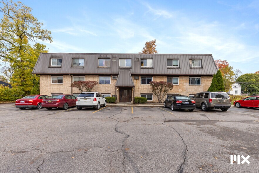 More Photos Of 313 W Chicago St, Coldwater Apartments For Sale