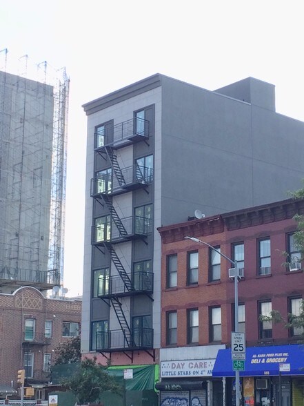 More Photos Of 561 4th Ave, Brooklyn Storefront Retail Residential For Lease
