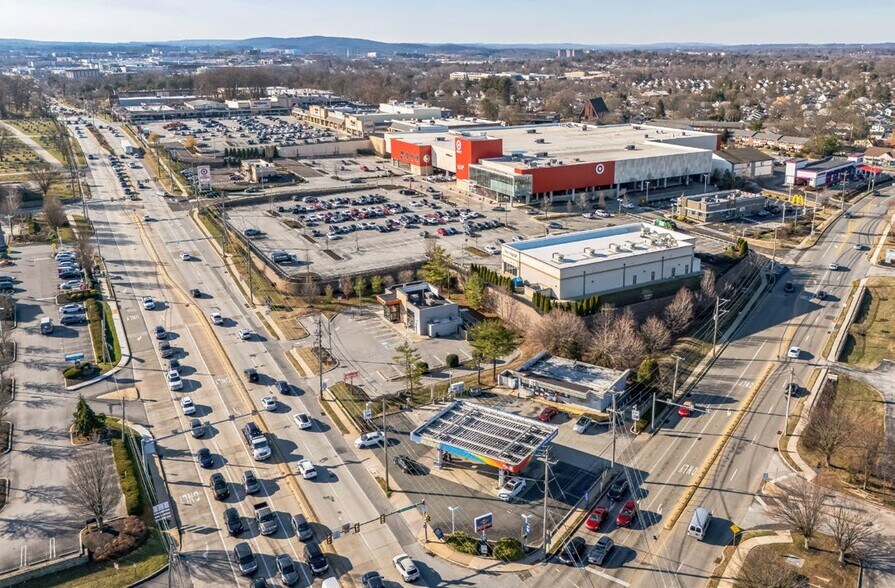 More Photos Of 224-250 W Dekalb Pike, King Of Prussia Unknown For Lease