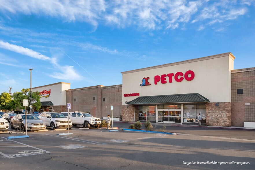 More Photos Of 2545 W Florida Ave, Hemet Freestanding For Sale