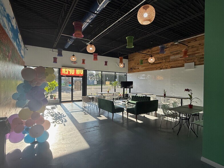 More Photos Of 802-812 N Easton Rd, Doylestown Storefront For Sale