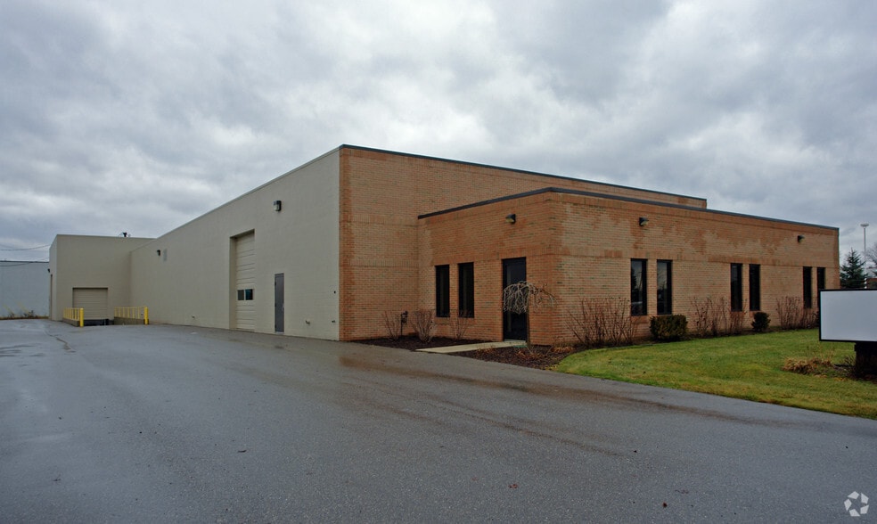 Primary Photo Of 151 McLean Dr, Romeo Warehouse For Lease
