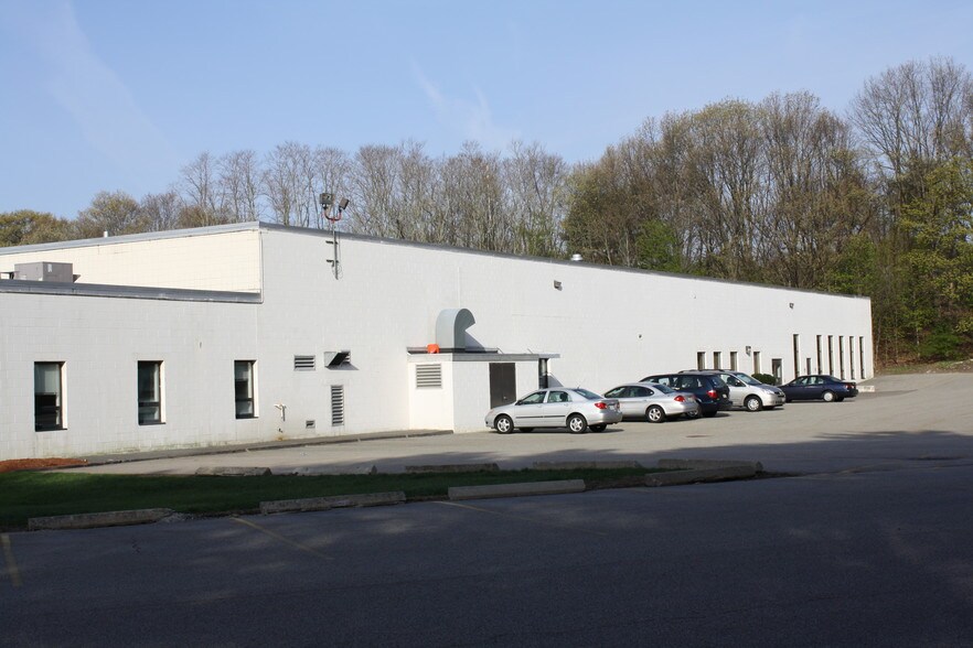 More Photos Of 80 Wilson Way, Westwood Light Manufacturing For Lease