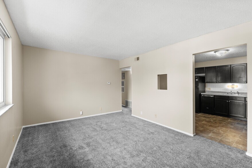 More Photos Of 7718-7744 Springdale Dr, Saint Louis Apartments For Sale