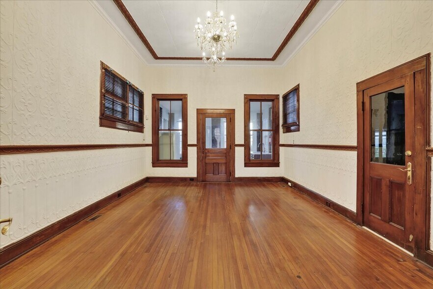 More Photos Of 55 E Front St, Keyport Office For Sale