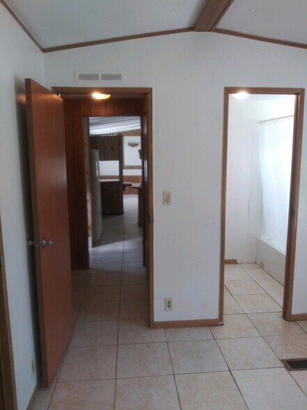 More Photos Of 2202 Shirah Rd, Auburndale Multifamily For Sale