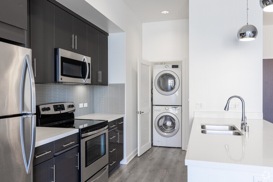More Photos Of 801 S Hope St, Los Angeles Apartments For Lease