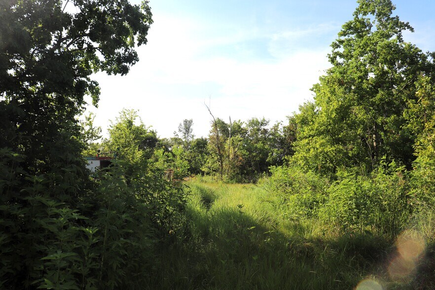 More Photos Of 427 Proctor Rd, Baytown Industrial For Sale