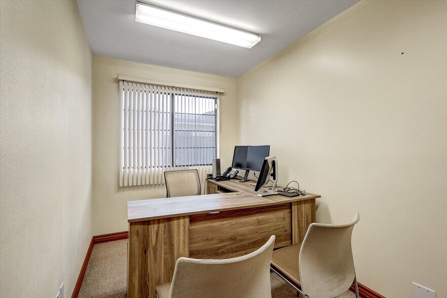 More Photos Of 120 S San Antonio Ave, Ontario Medical For Lease