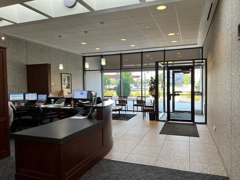More Photos Of 220 Park Ave S, Saint Cloud Office For Sale