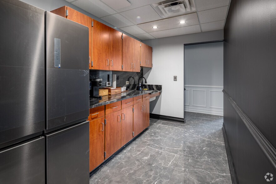 More Photos Of 1 American Way, Elgin Medical For Sale
