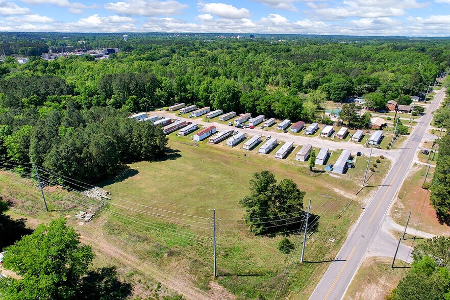 More Photos Of 1603 Melvinville Ct, Fayetteville Manufactured Housing Mobile Home Park For Sale