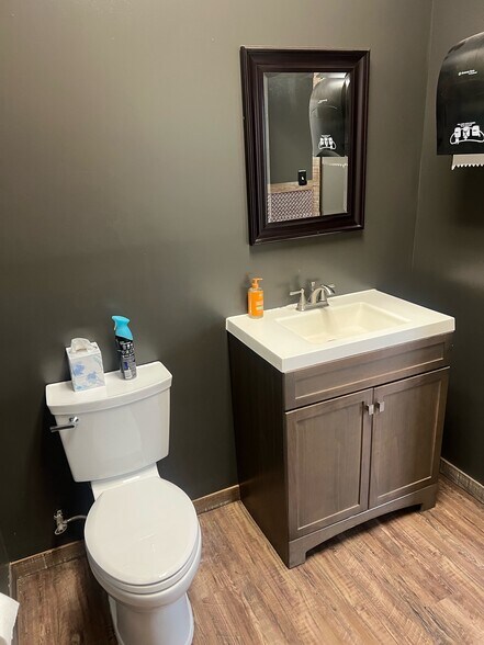 More Photos Of 135 S Harrison St, Hallam Industrial For Sale