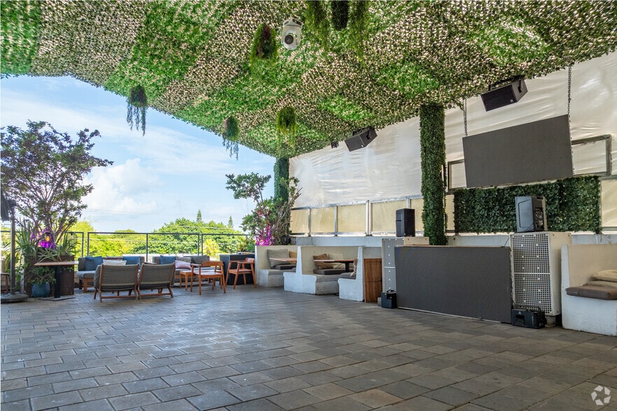 More Photos Of , Miami Unknown For Sale