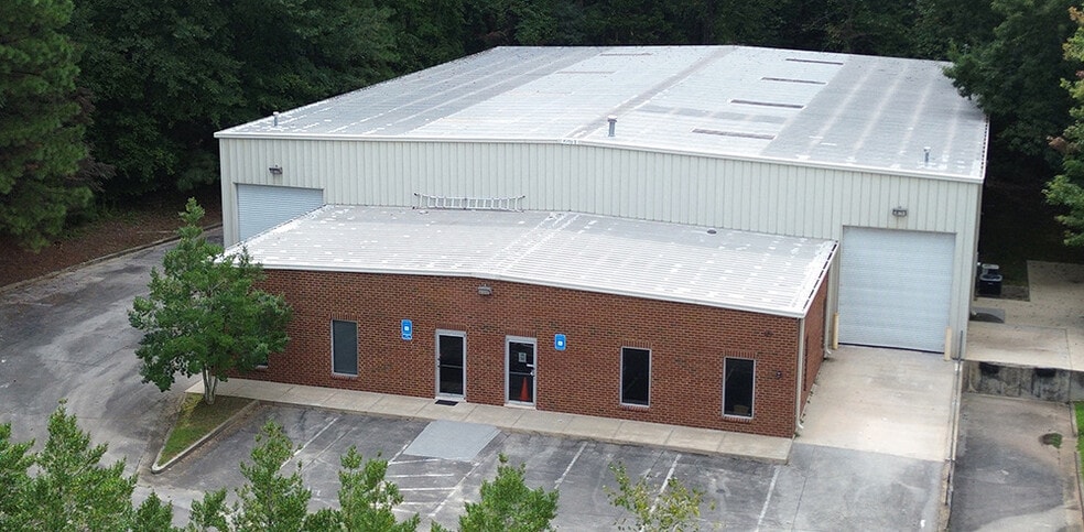 More Photos Of 121 Holt Industrial Cir, Acworth Warehouse For Sale