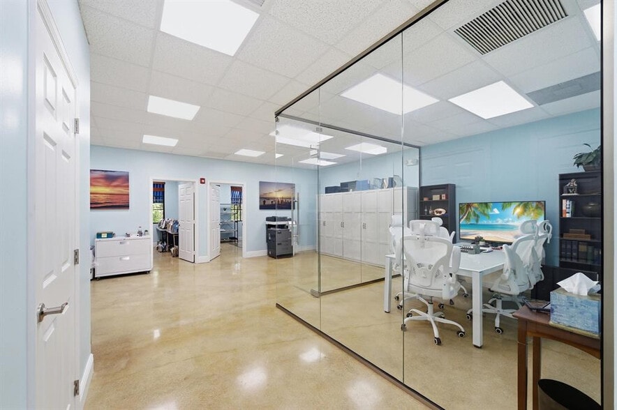 More Photos Of 7301 Wiles Rd, Coral Springs Medical For Sale