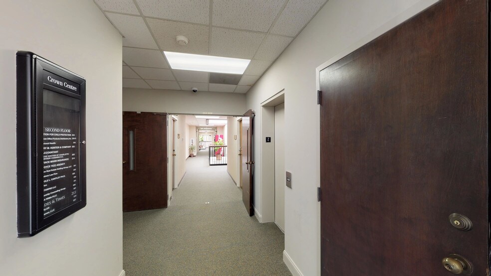 More Photos Of 2101 N Sardis Rd, Charlotte Office For Lease