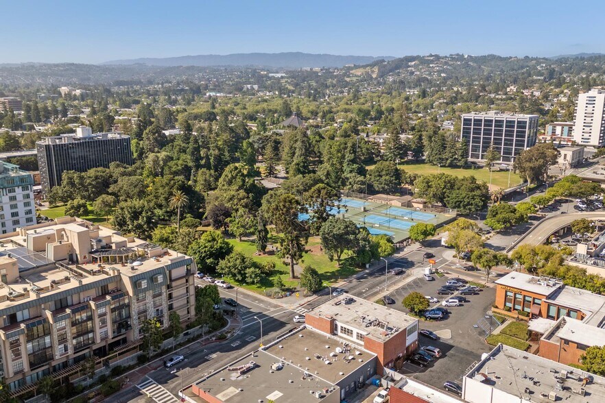 More Photos Of 153 E 5th Ave, San Mateo Storefront For Lease