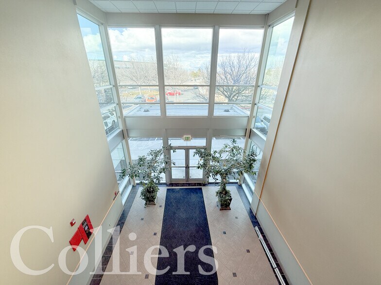 More Photos Of 5660 E Franklin Rd, Nampa Office For Lease