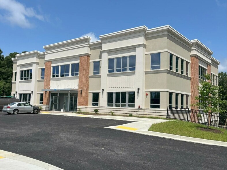Primary Photo Of 125 Stoakley Rd, Prince Frederick Healthcare For Lease