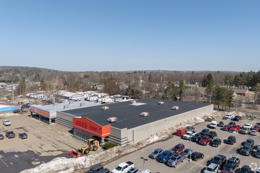 More Photos Of 100 S Cascade Dr, Springville Freestanding For Lease