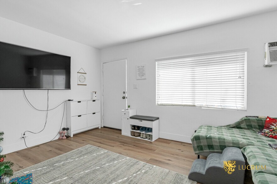 More Photos Of 11311 Burbank Blvd, North Hollywood Apartments For Sale